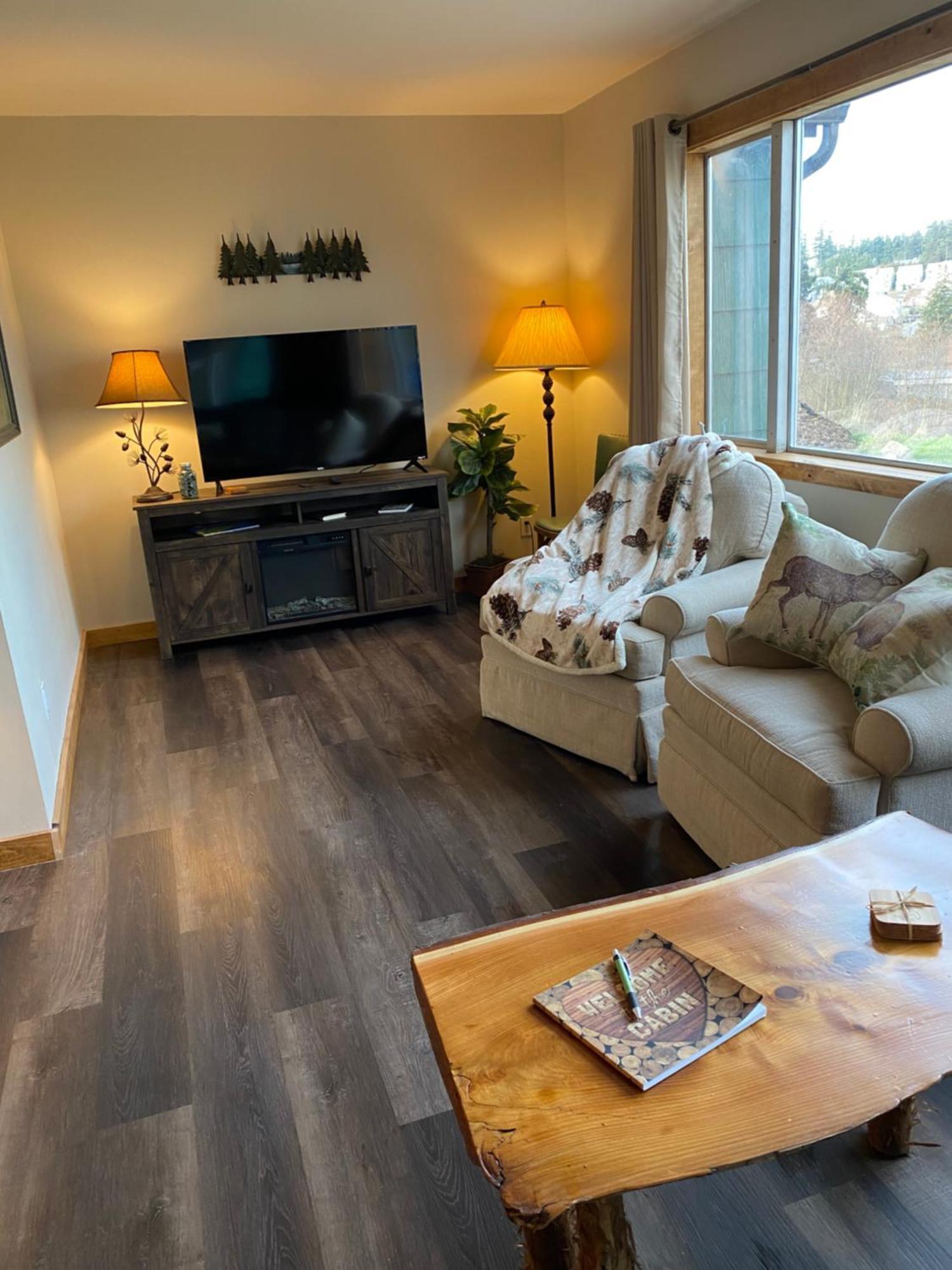 Cabin - Hot Tub - Fire Pit - View - Getaway! Oak Harbor Eksteriør bilde